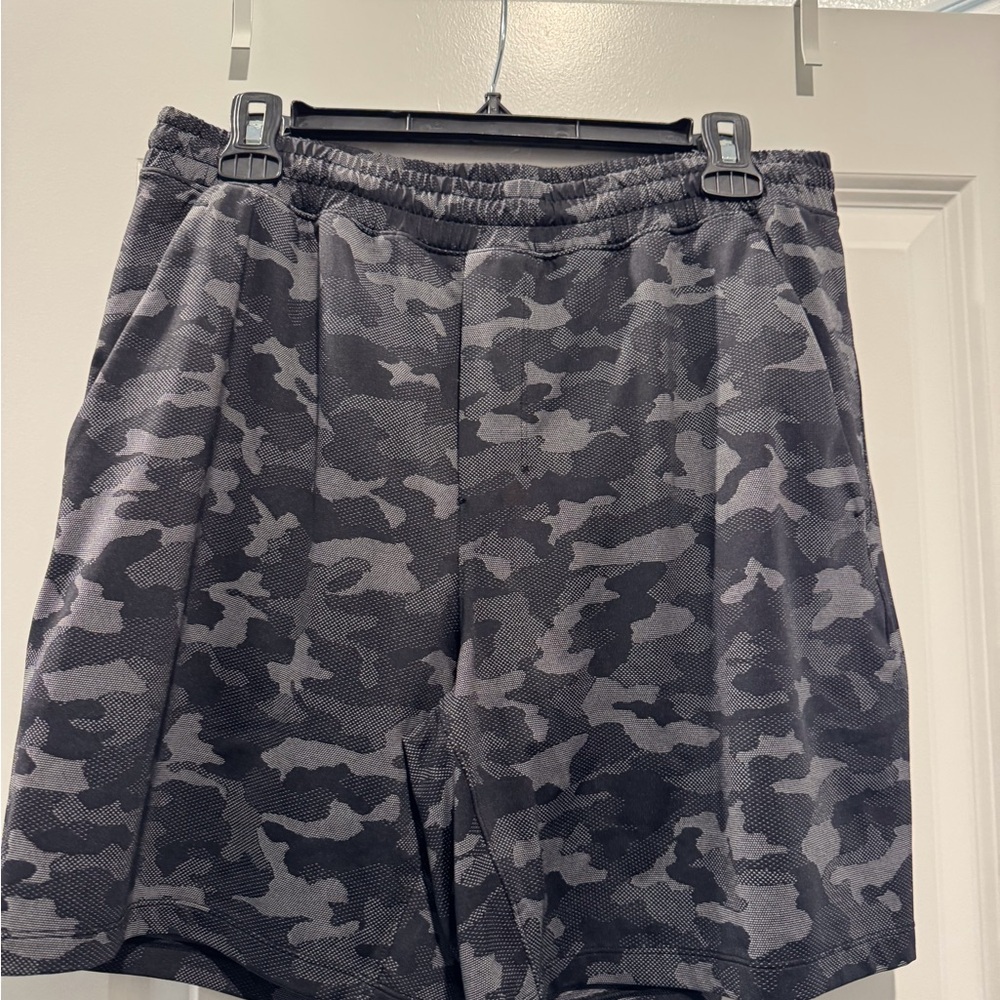 Lululemon Pace Breaker Lined Shorts Large EUC